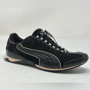Puma Womens Black Light Pink  Leather Track Shoes / Size 8